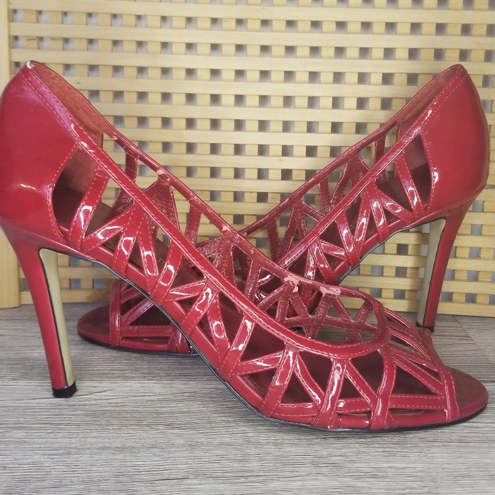 Enzo Angioloni red heels Size 9